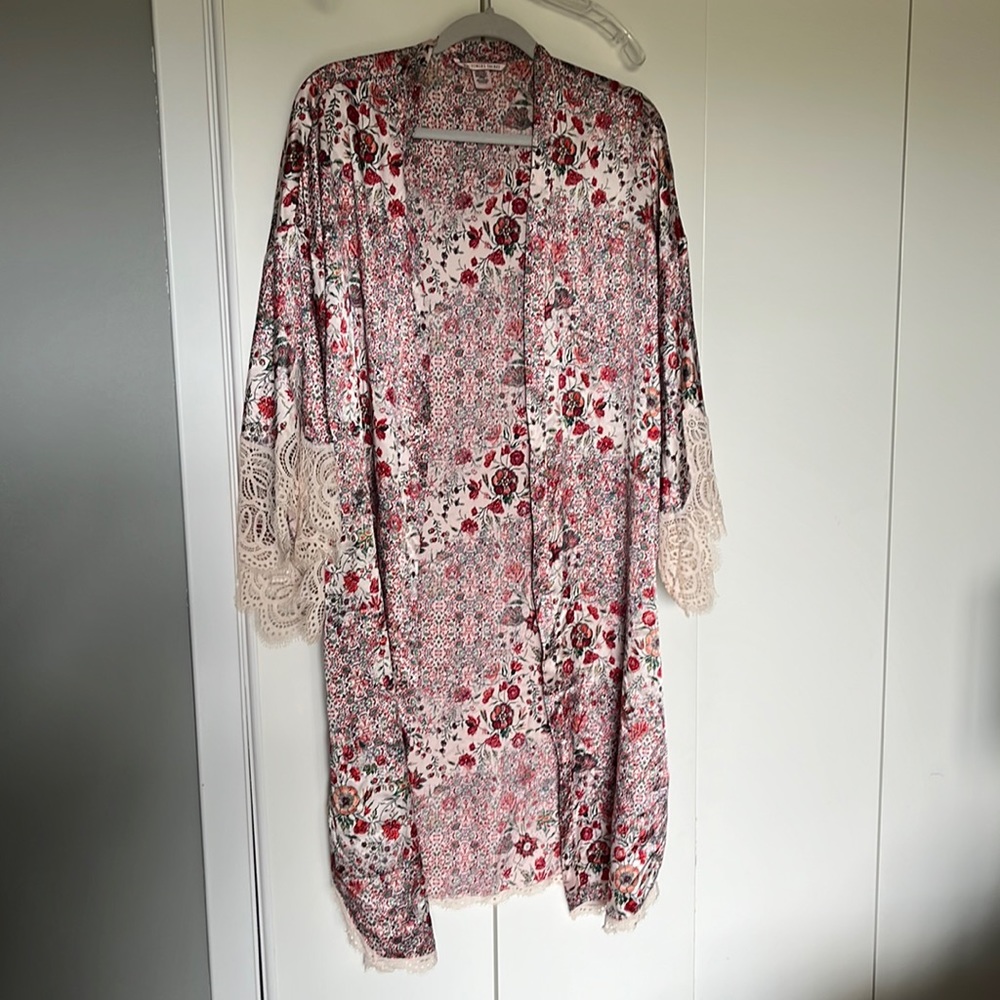 Victoria’s Secrets robe